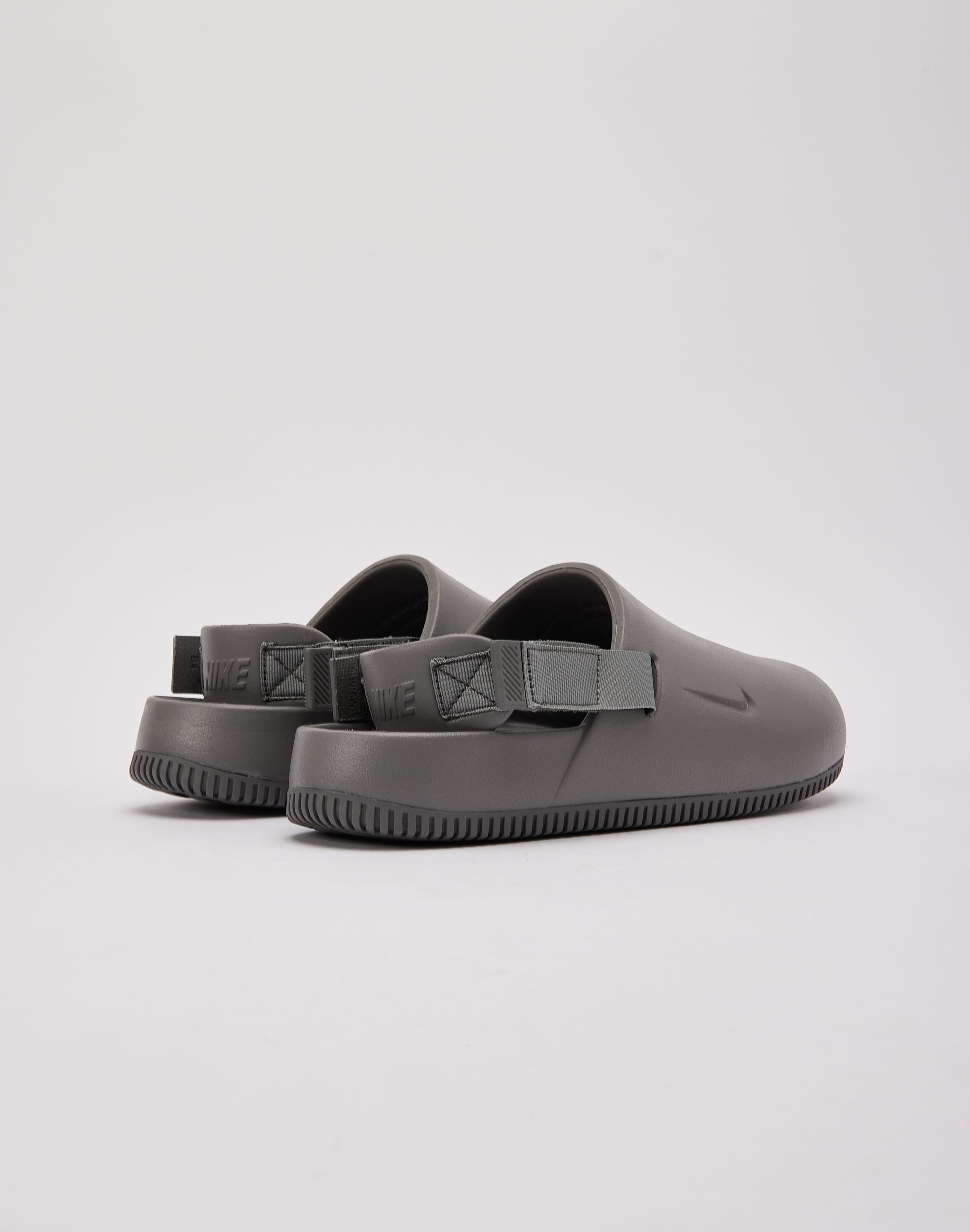 Nike Calm Mules – DTLR