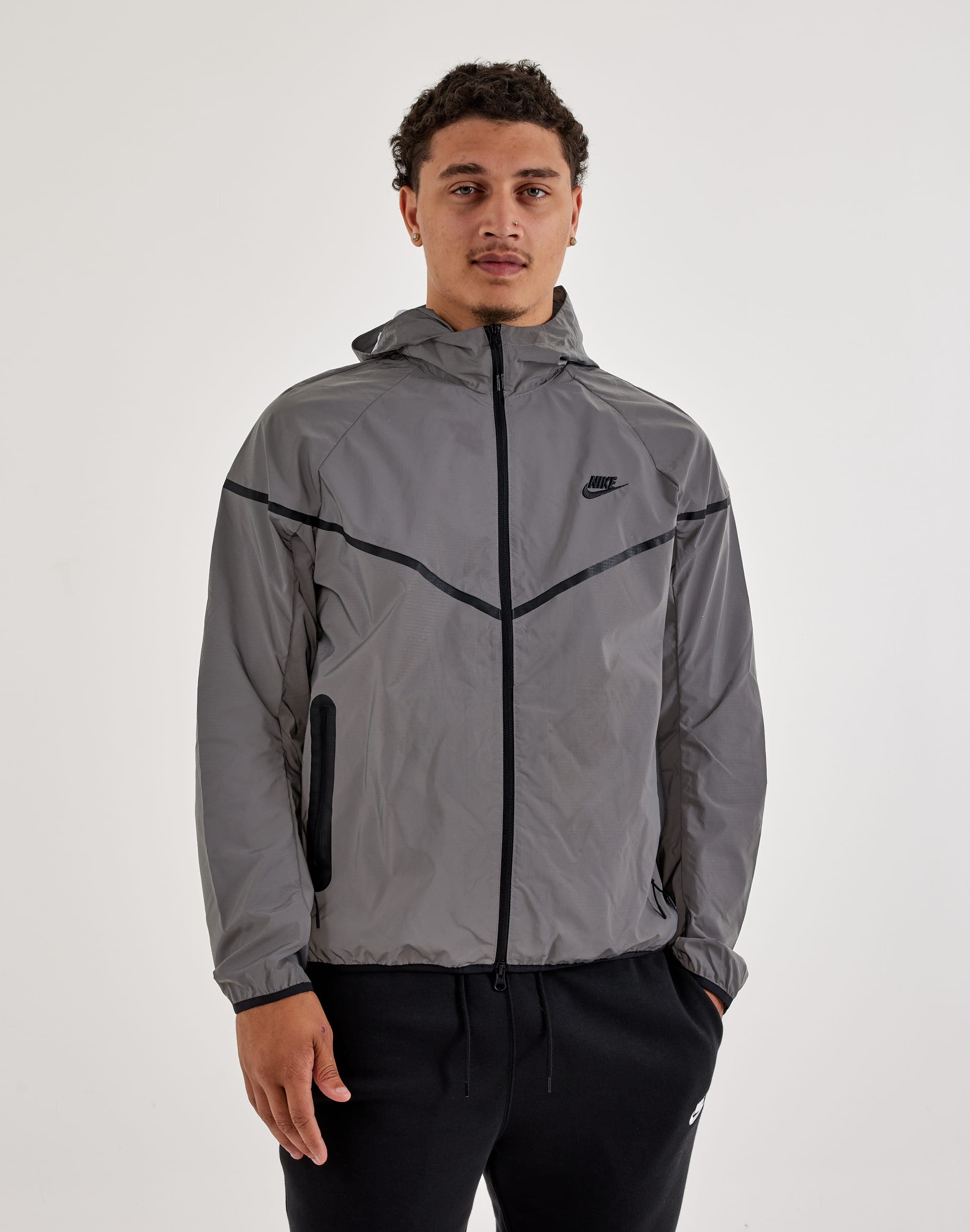 Nike Tech Woven Reflective Flash Jacket – DTLR