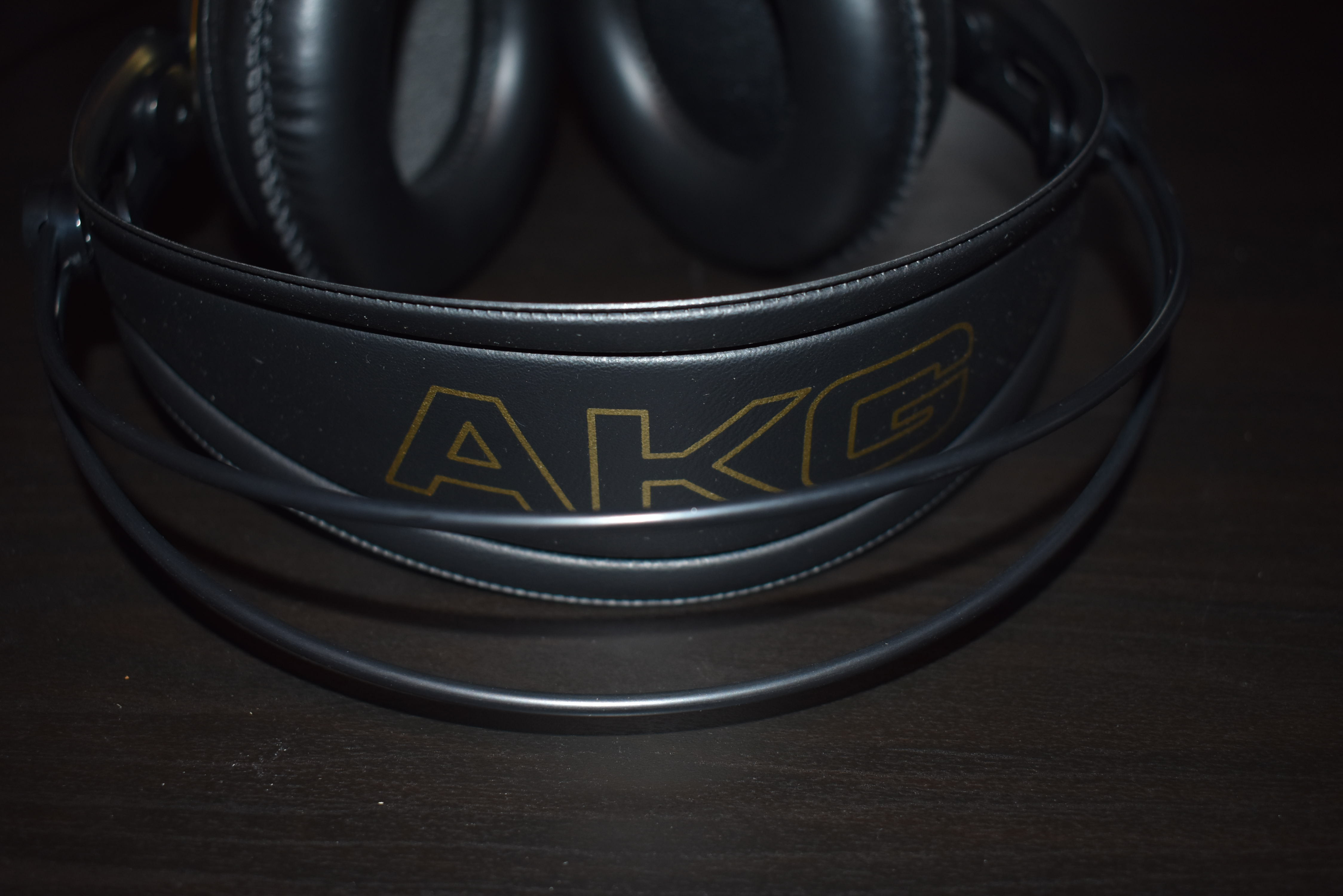 けいおん！』で話題になったK701が復活!? AKGらしさを前面に出した開放