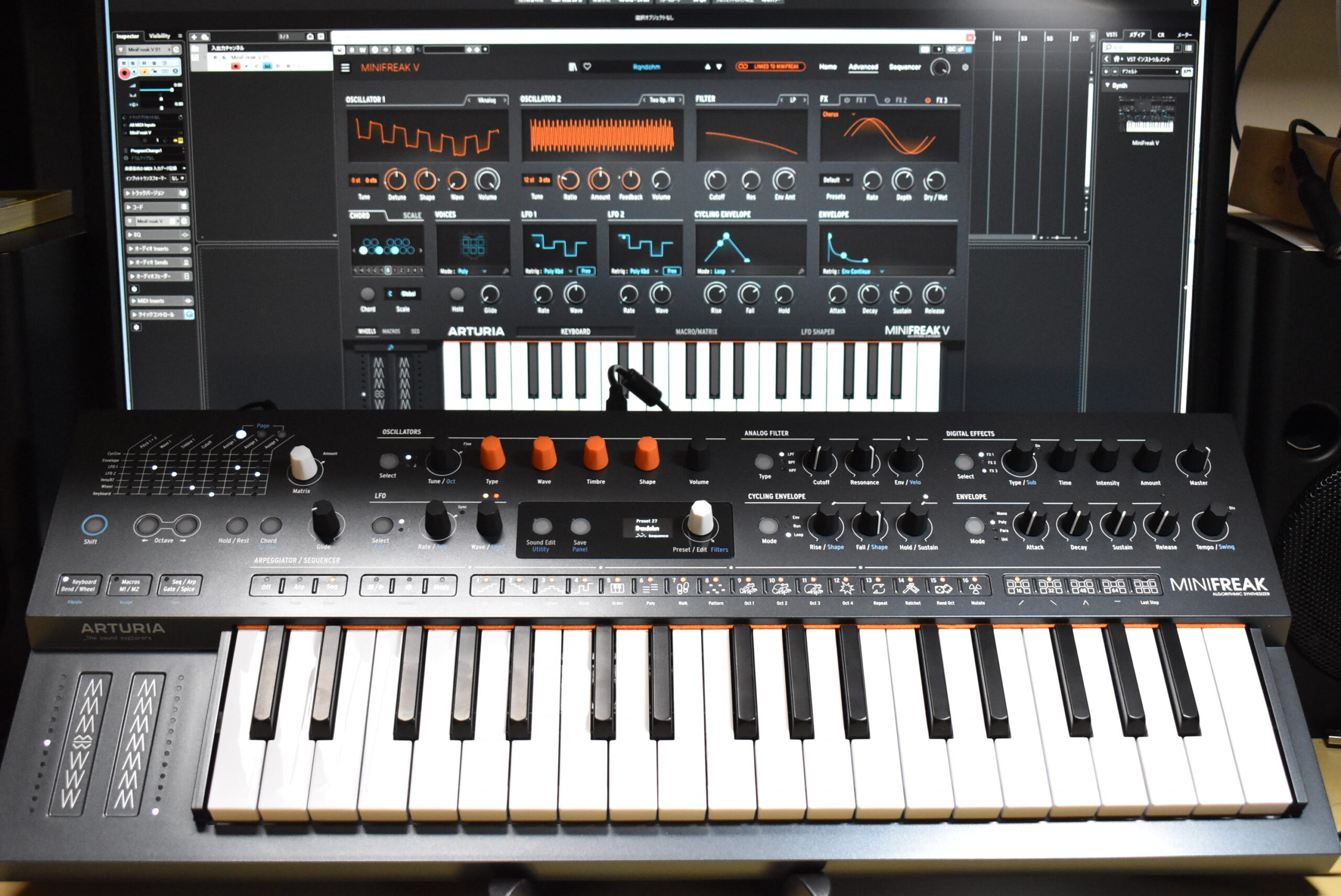 ハードシンセとソフトシンセが完全連動、デジタルもアナログも搭載する