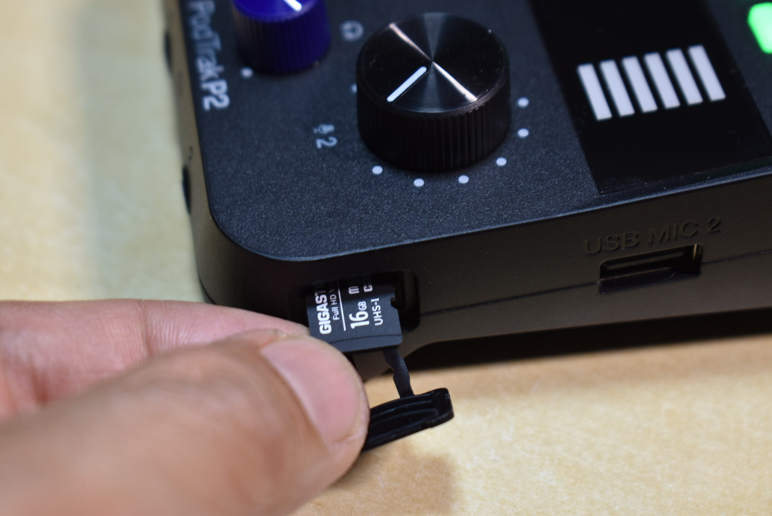 手元で使わず眠っているUSBマイクを120%活用する画期的アイテム誕生