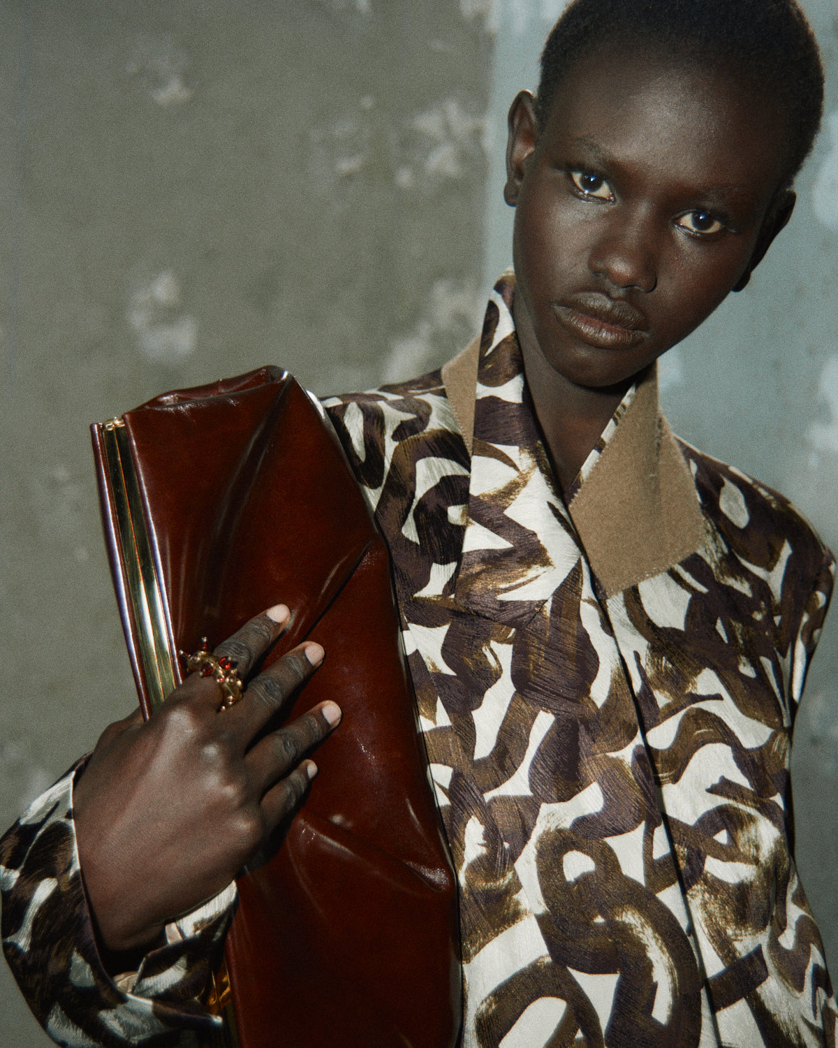 AW 24-25 ウィメンズを表示 | Dries Van Noten