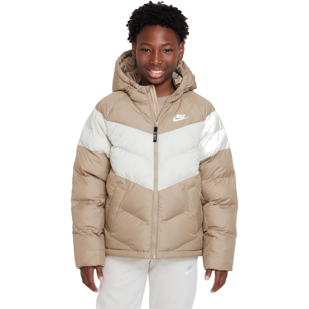 Nike Sportswear Big Kids' Synthetic-Fill Hooded Jacket DX126