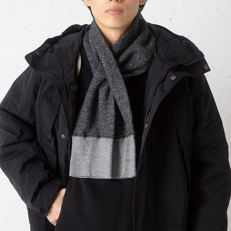 スウェットの袖が首に…!?】和歌山産生地のマフラーは肌触りも最高