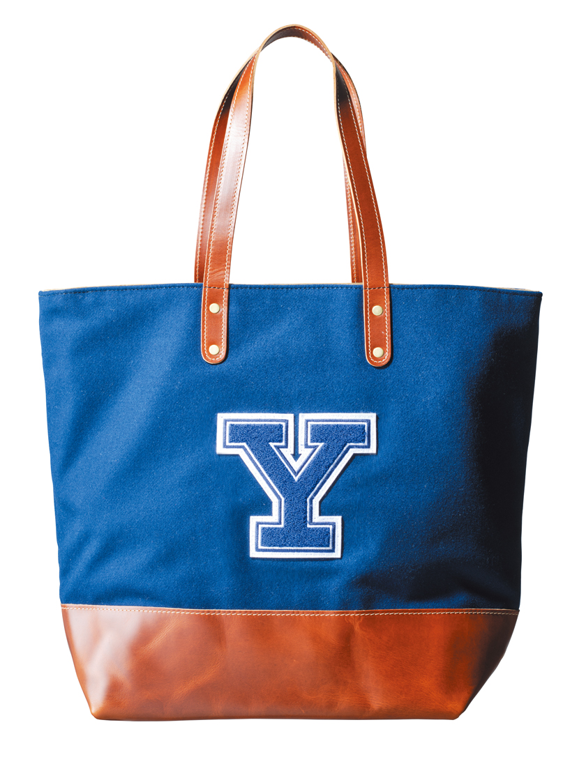 まるでアイビー全盛期からのカムバック！ アメリカの大学生協で話題の