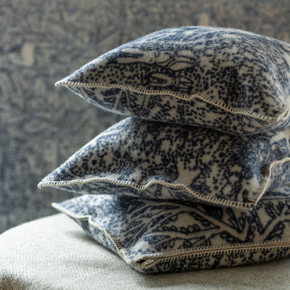 KLIPPAN/クリッパン ウールクッションカバー rabbits play, birds rest