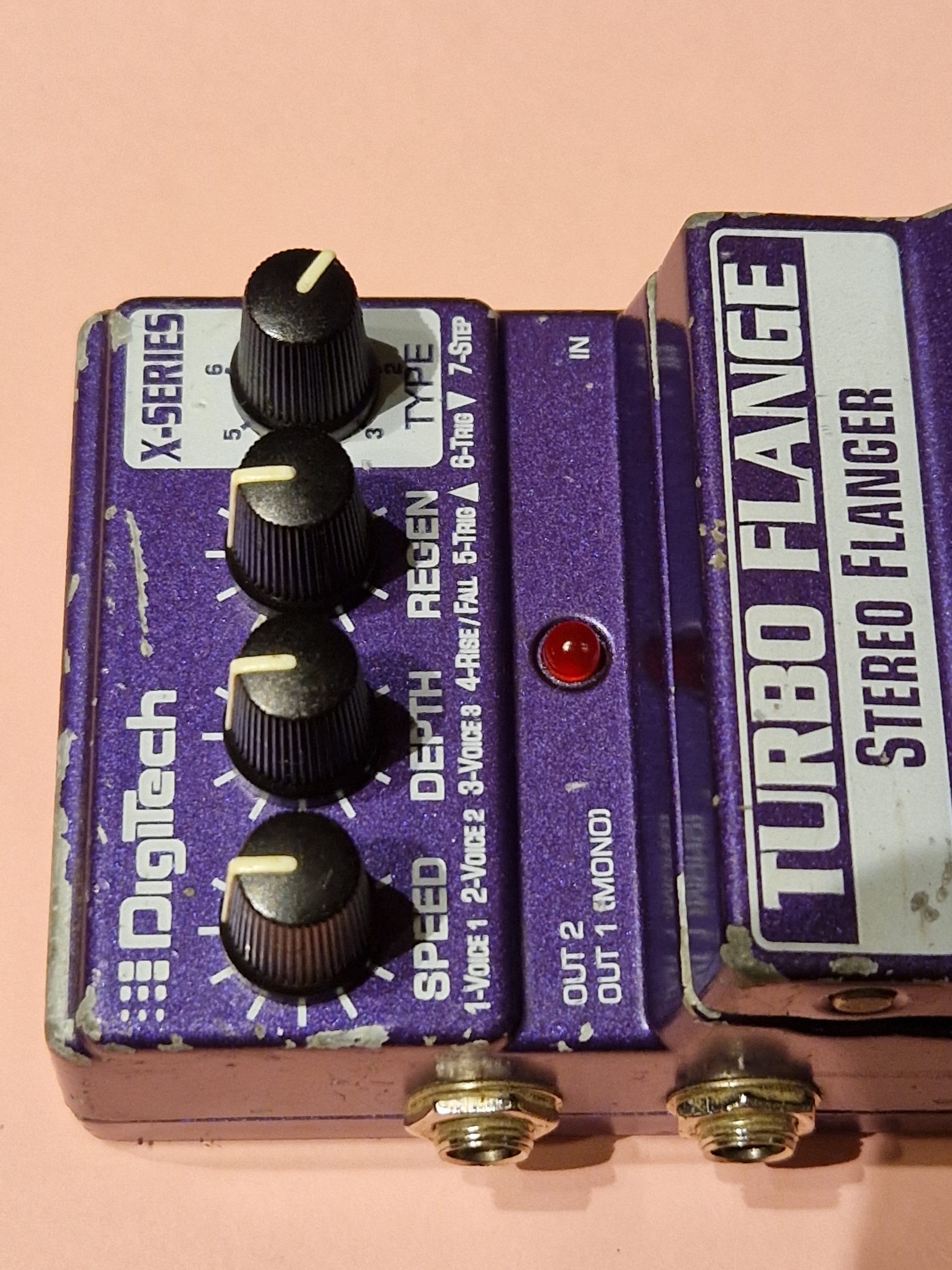 DigiTech XTF Turbo Flange Stereo Flanger - Effects Pedals