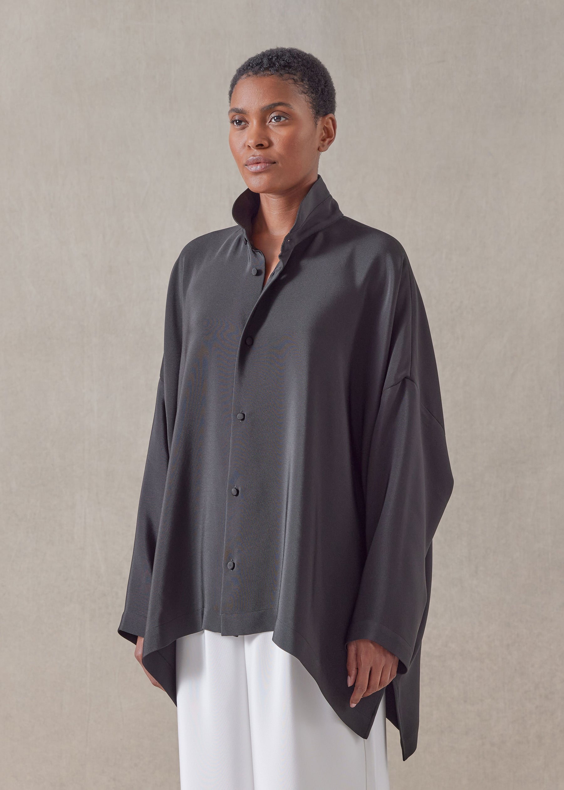 silk wide longer back double stand collar shirt - mid plus (black)