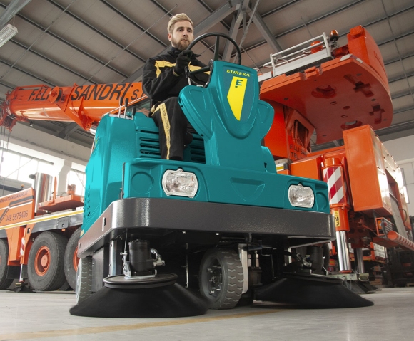 Xtrema Vacuum Ride-on Floor Sweeper - Eureka