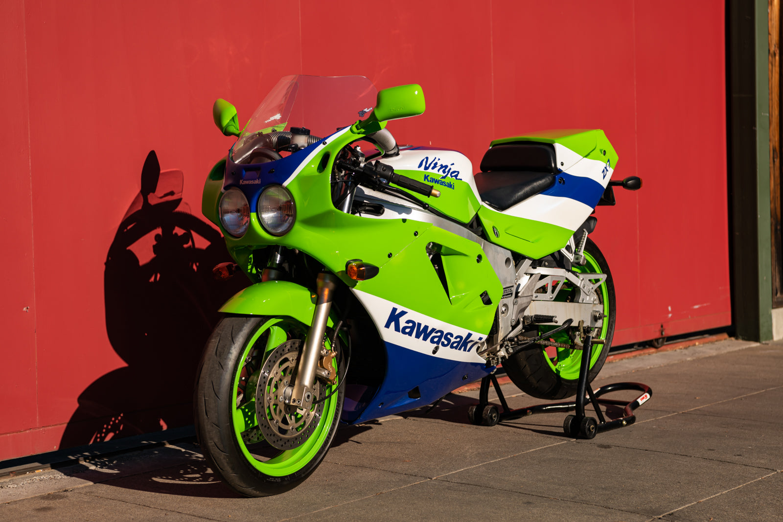 1989 Kawasaki ZX7 [H1] – EuroClassix