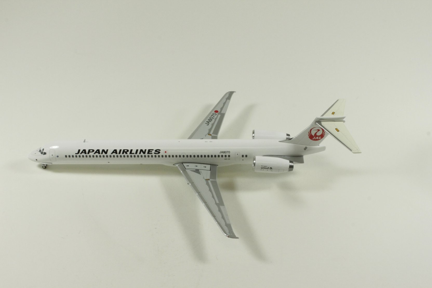 レア1/100 JALアーク塗装マクドネル・ダグラス MD-90 JA8063 レア1/100
