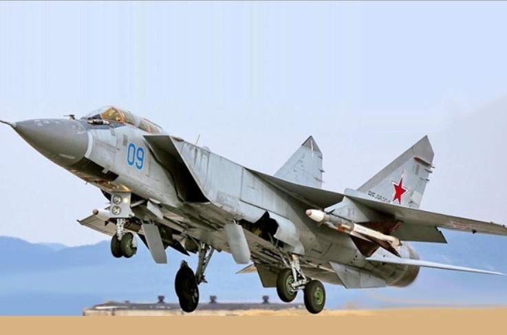 Russian Air Force MiG-31DZ Foxhound-B Blue 09 Calibre Wings
