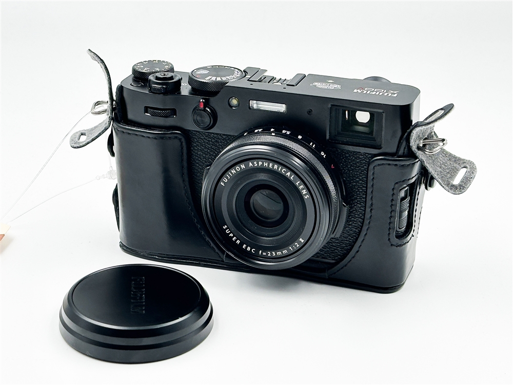 USED Fujifilm X100V (Black)