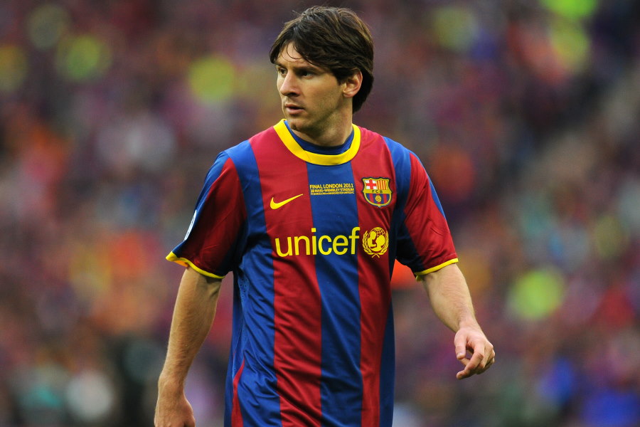 これヤバい」 メッシ、10年前の高速美技に再脚光…相手瞬殺の芸術タッチ