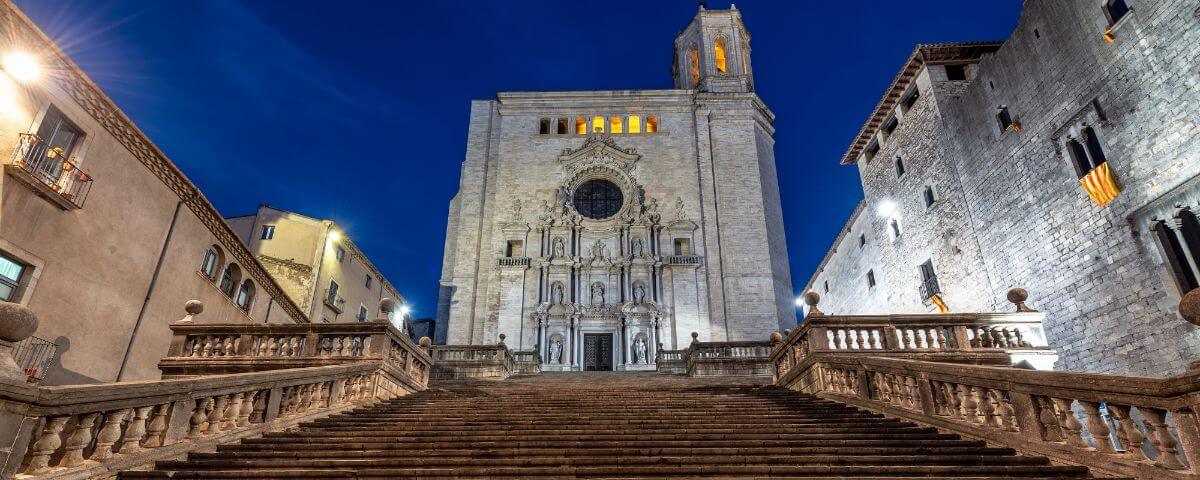 Is the interior of the Girona Cathedral worth it?