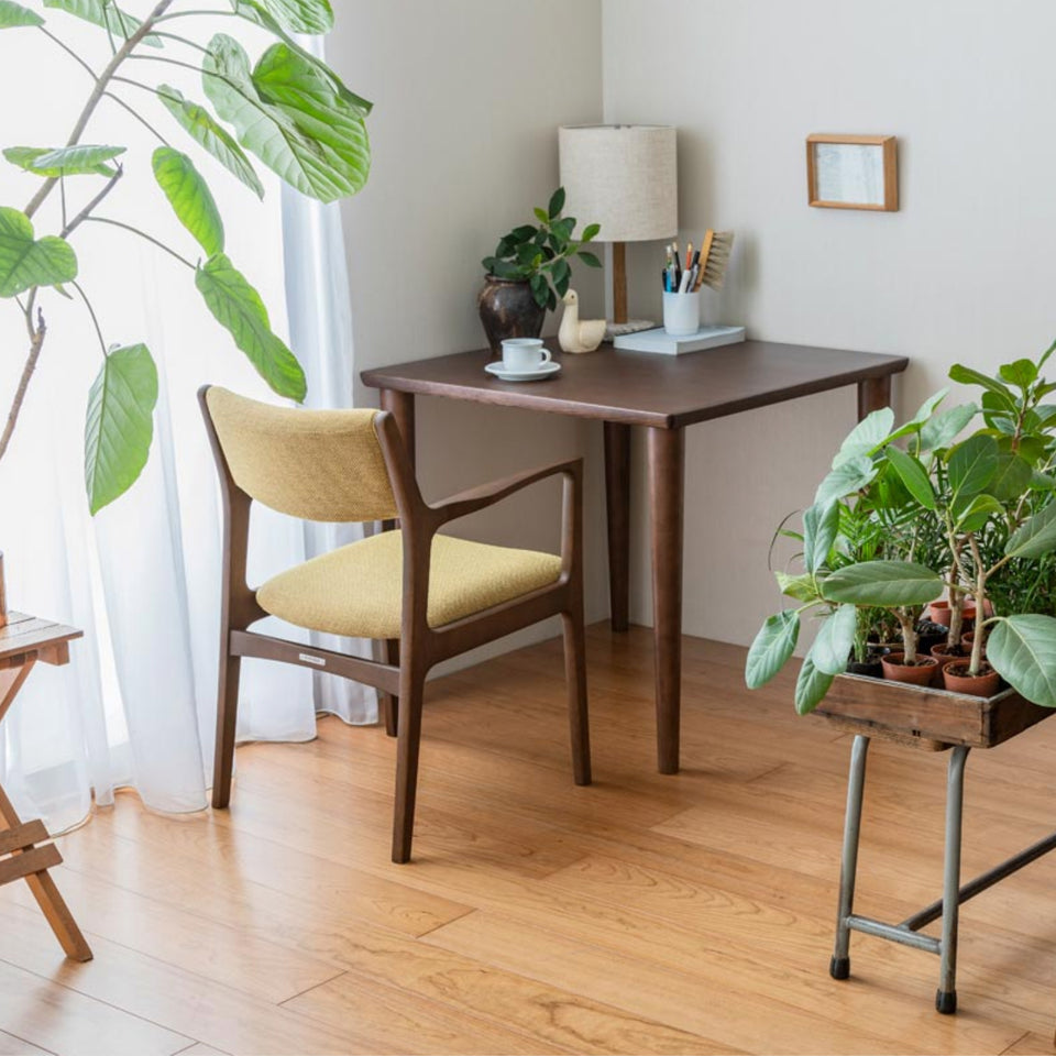 カリモク60+ ダイニングテーブル1500（ウォールナット色塗装