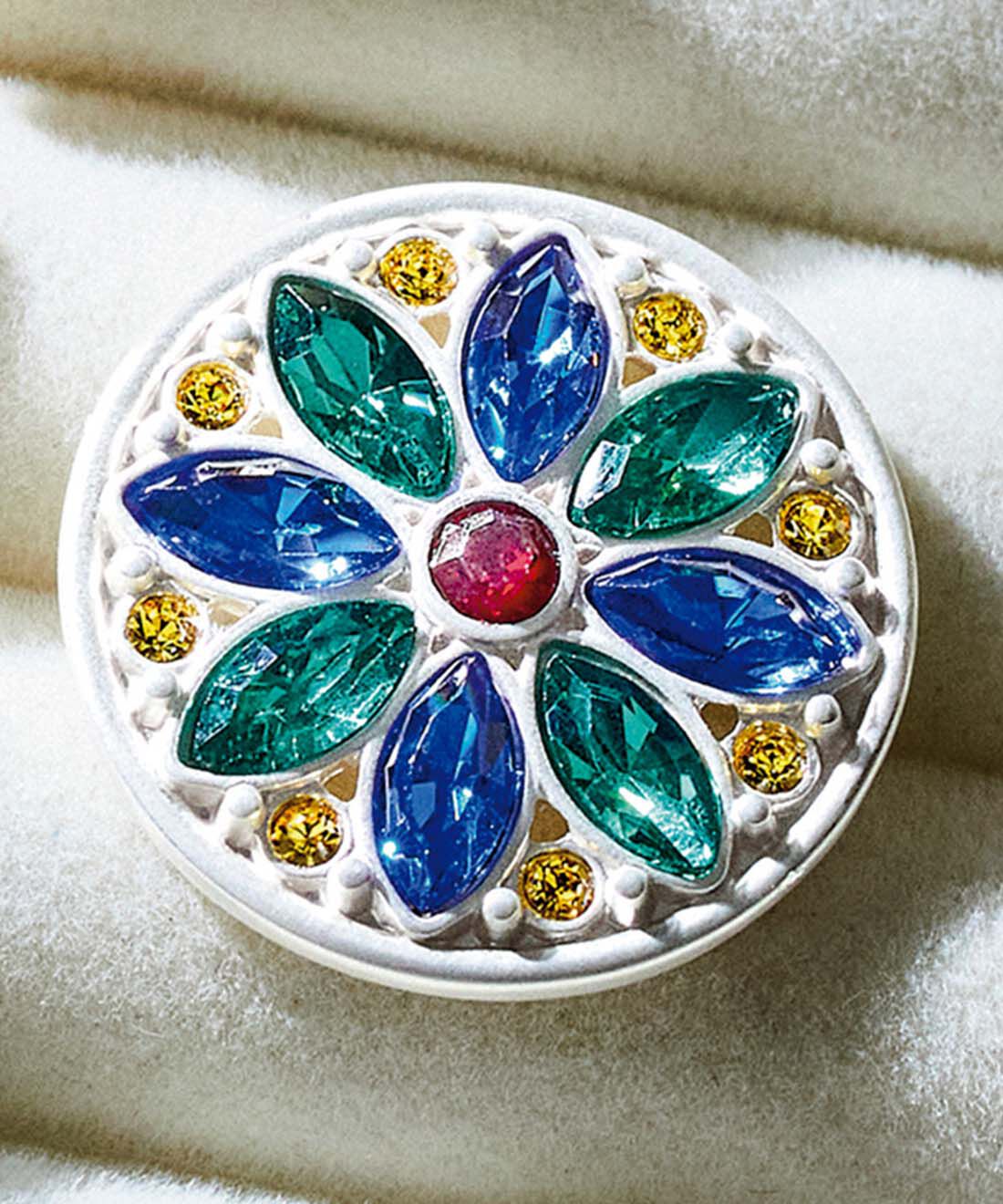 貼るだけ簡単♪ 華やかビジューのピンブローチキット｜Couturier