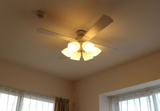 LED 電球色 6灯 東京メタル工業製シーリングファンライト【MFE012