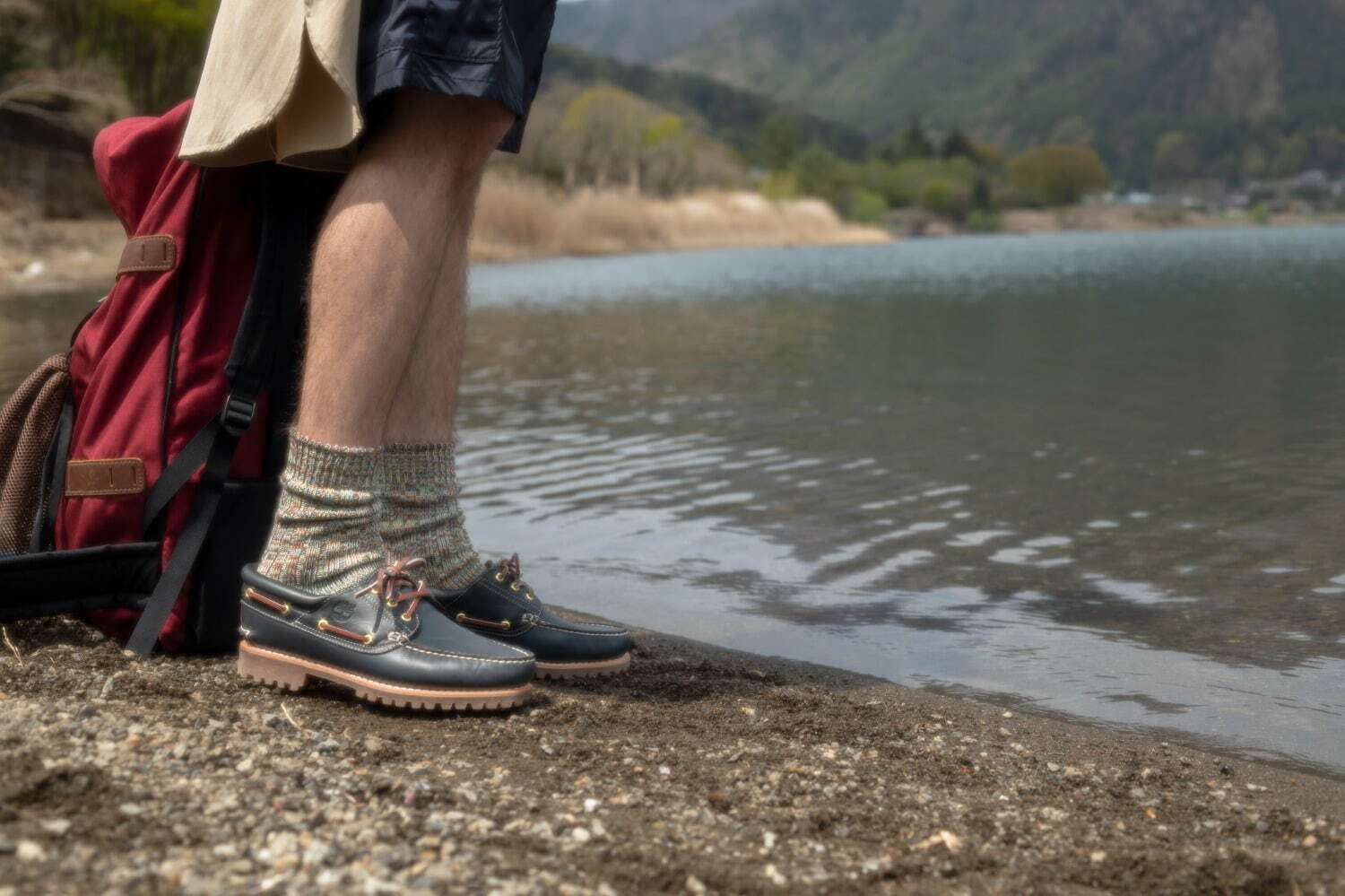 ティンバーランドのビューティ＆ユース別注シューズ、爽やかネイビー