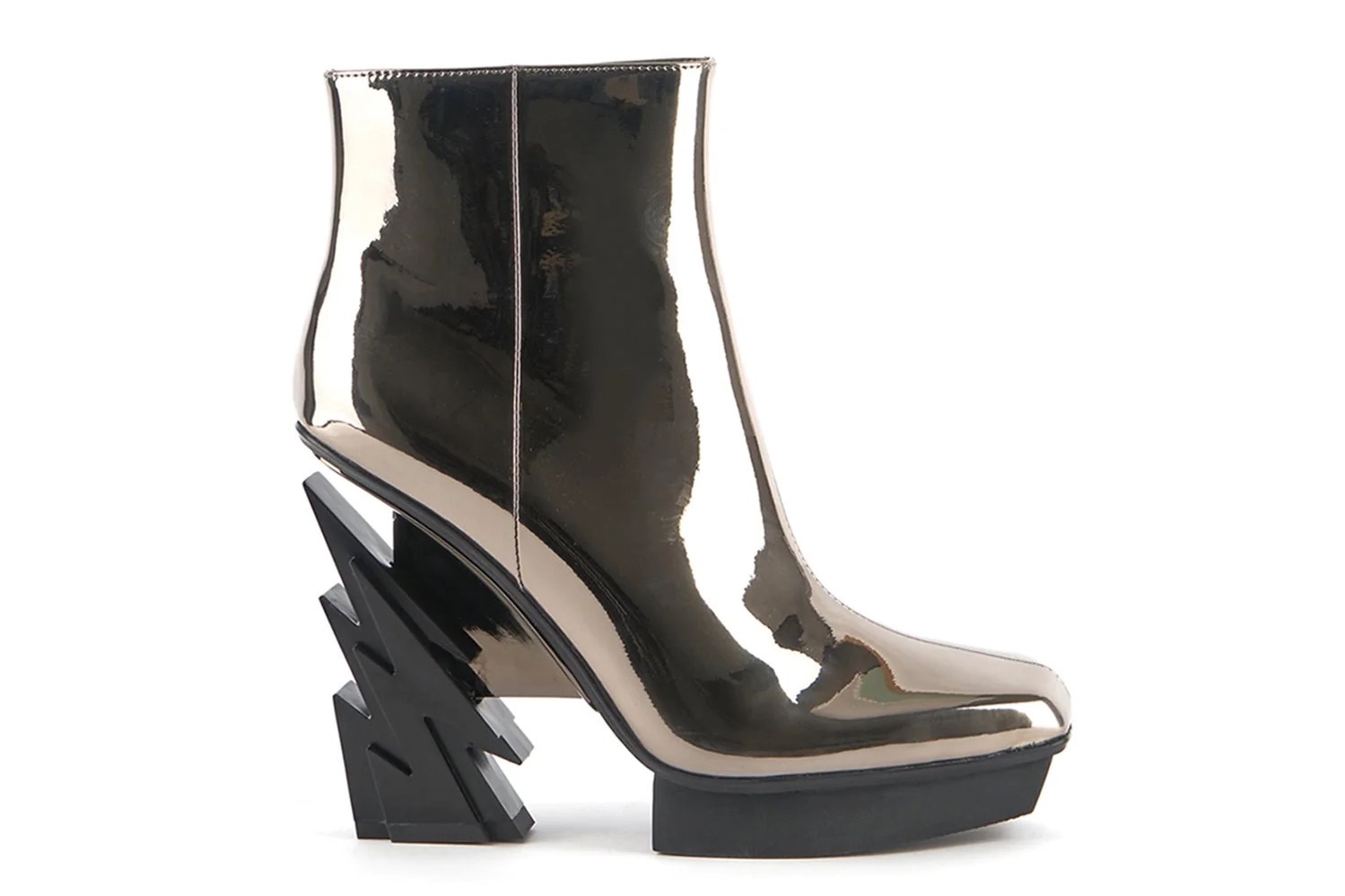 ユナイテッド ヌード“メタリックカラー”の限定ブーツ、“グラムロック