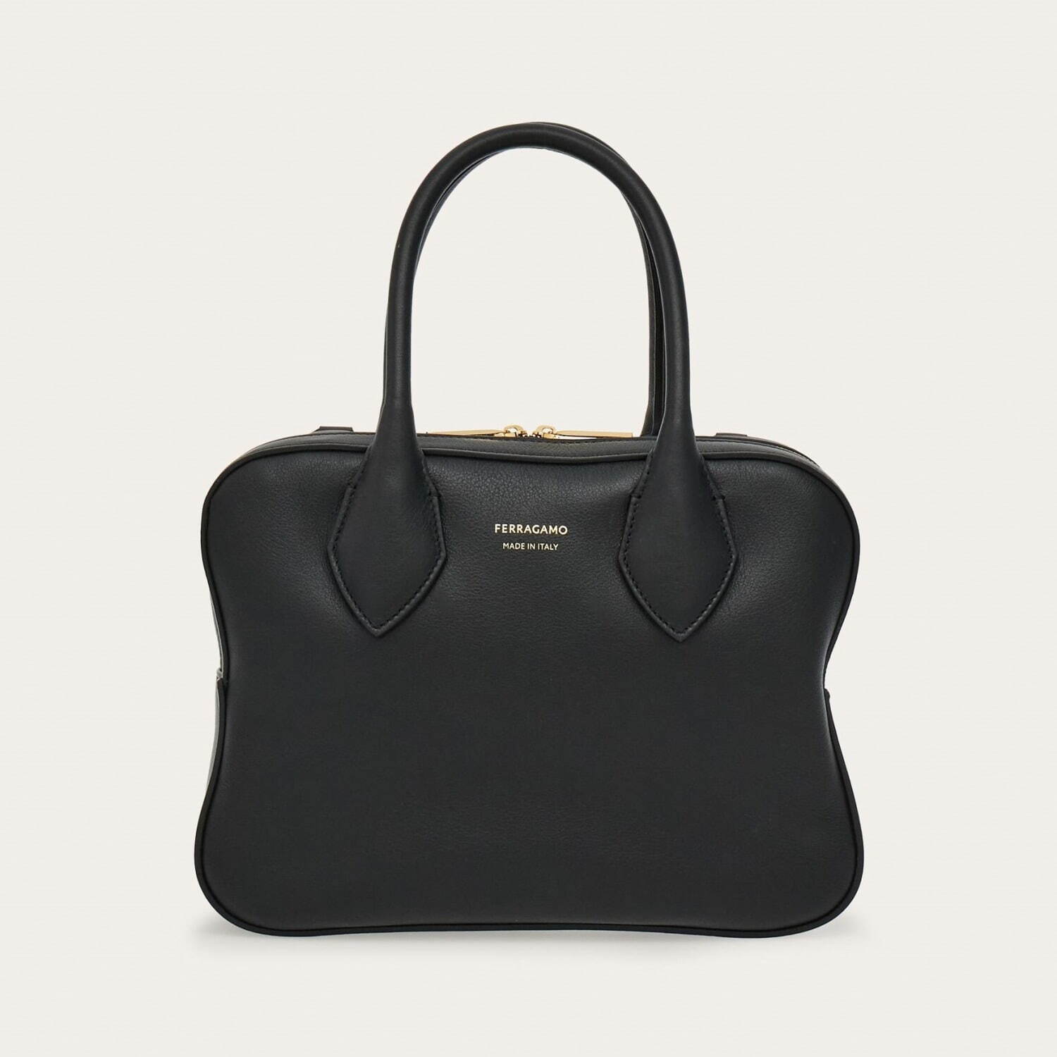 フェラガモ“星型”ウィメンズミニバッグ、ゴールドの3連ジップ×スカイ