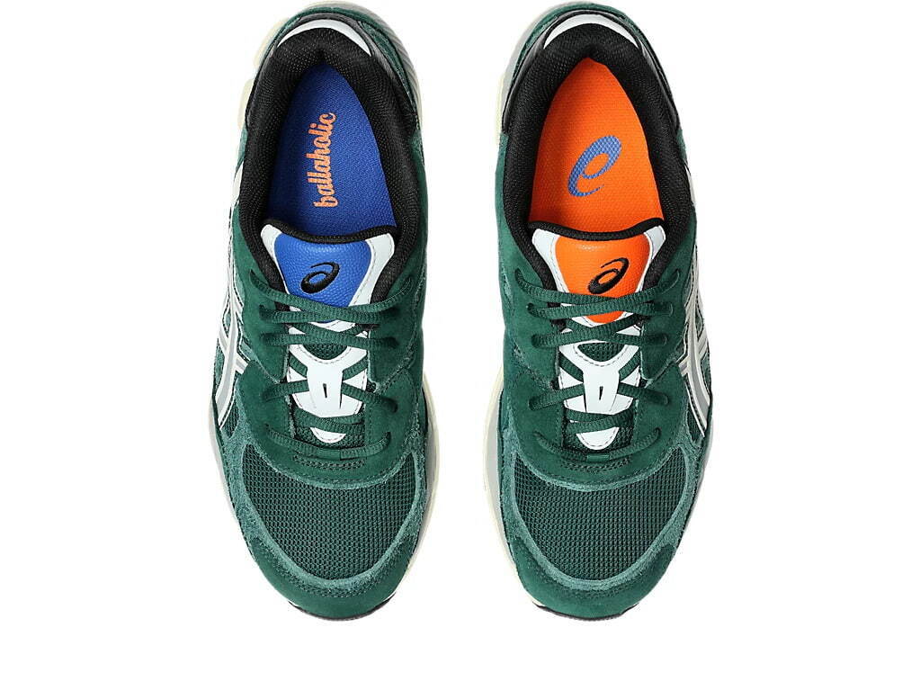 アシックス×ボーラホリックの「ゲルNYC」スニーカー、“NYのバスケット