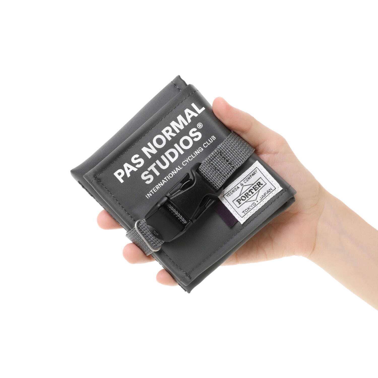 ポーター×パス・ノーマル・スタジオの新作バッグ、旅行＆ビジネスでも