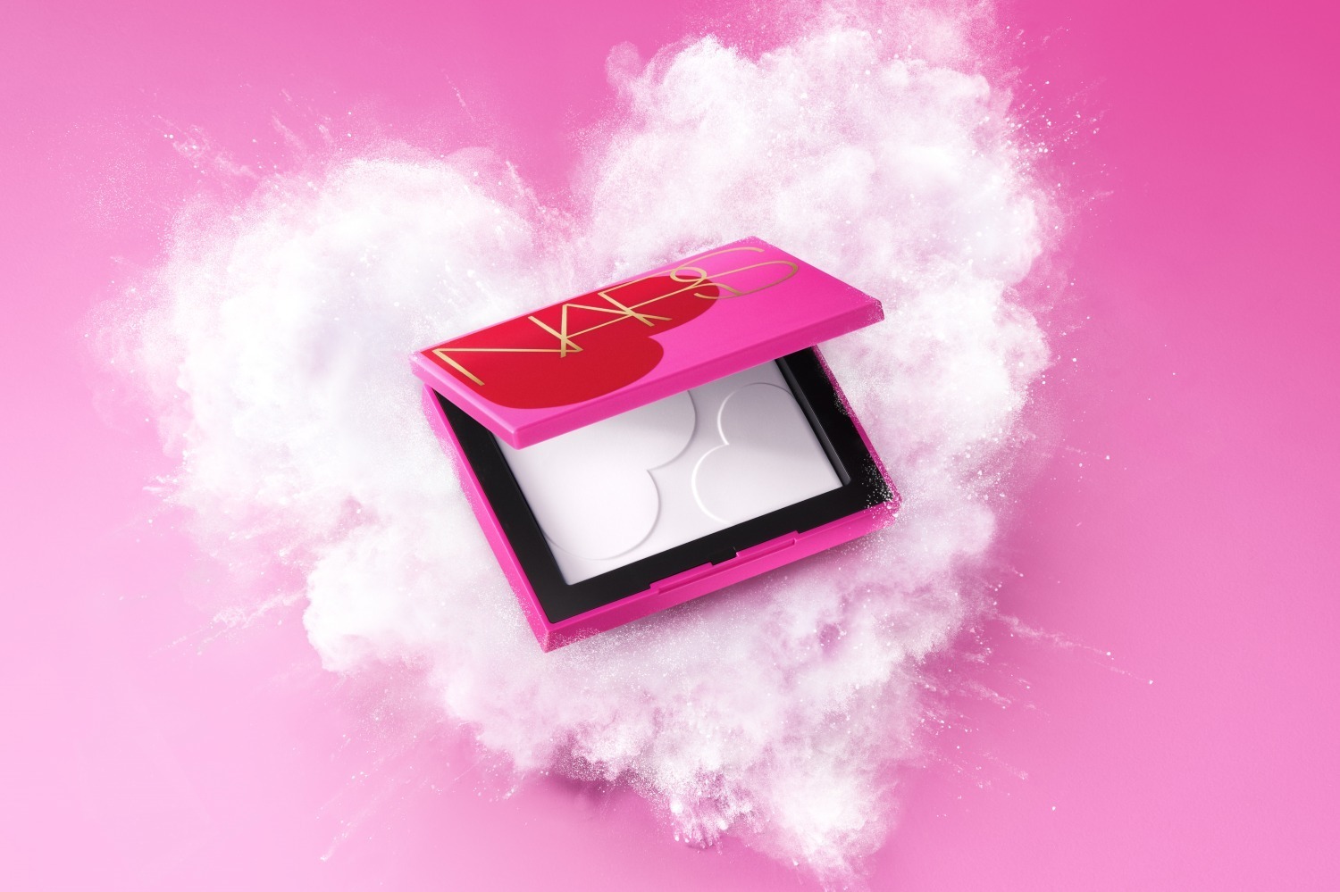 NARS人気の“リフ粉”に「ハート柄」の25年バレンタイン限定品、パウダー