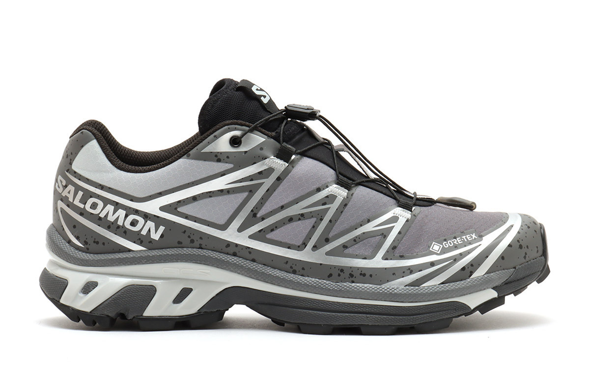 サロモンのアトモス限定スニーカー「XT-6 GTX」グレーグラデーション