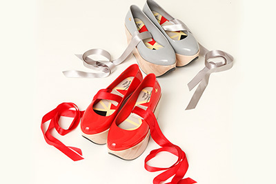 ヴィヴィアン・ウエストウッド アングロマニア×メリッサ、ラバー素材の