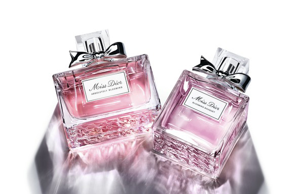 ディオールの香水「ミス ディオール アブソリュートリー ブルーミング