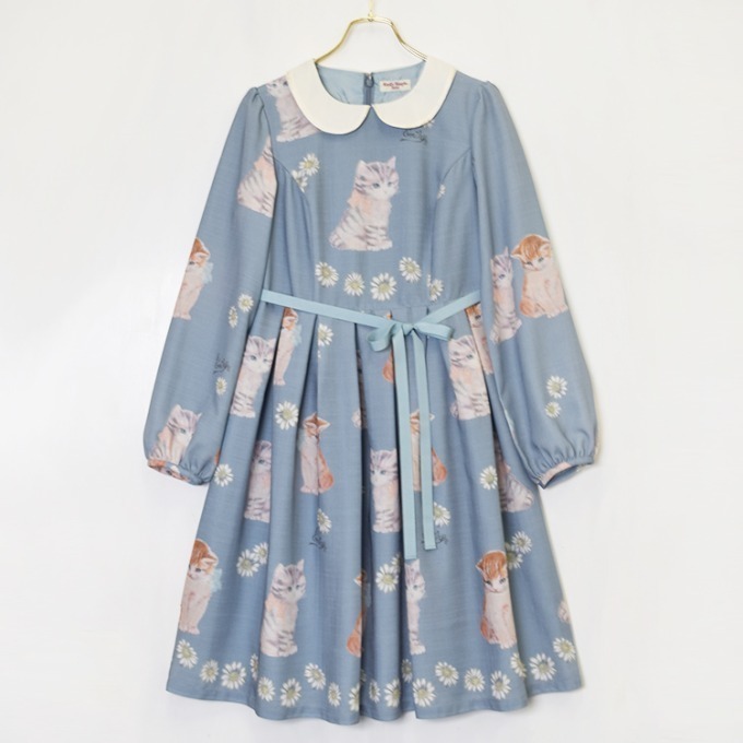 エミリーテンプルキュート「meow」シリーズ、子猫とマーガレットが描か