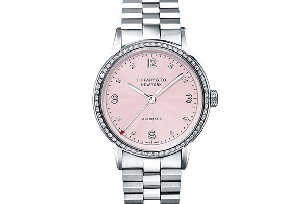 ティファニー CT60」の新作ウォッチ、ダイヤモンド輝くフェミニンな1本