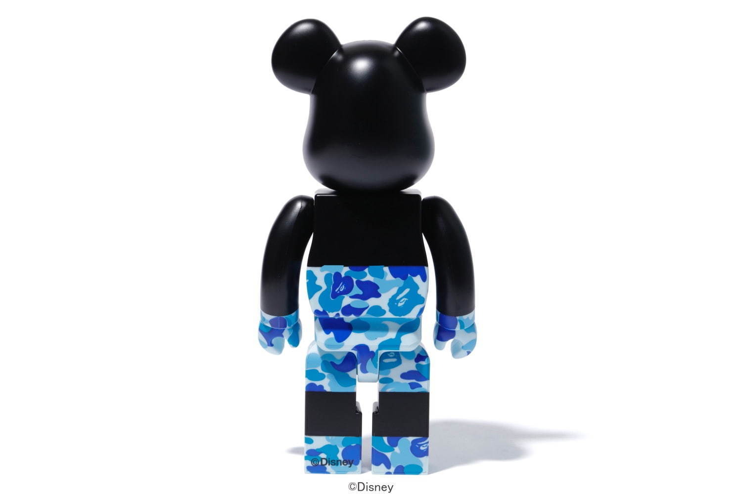 ミッキーマウスの“カモ柄”フィギュア＆ベアブリック、ア ベイシング