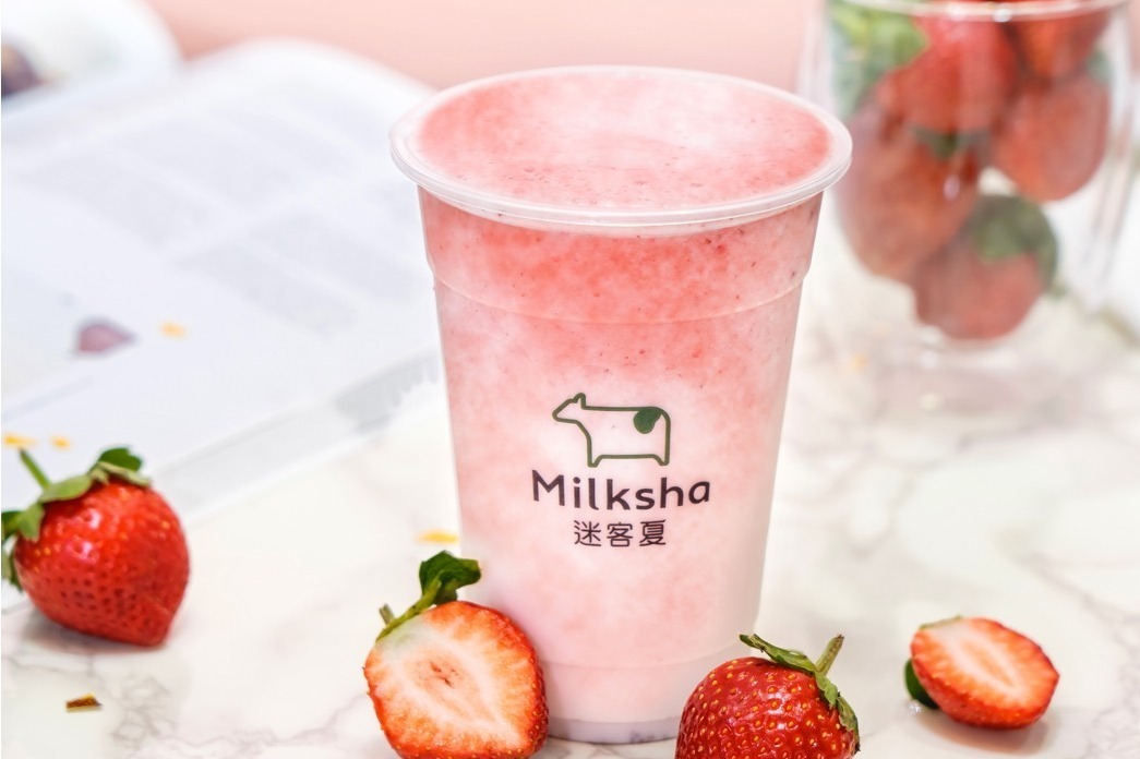 台湾発ドリンクスタンド「ミルクシャ」“完熟苺”たっぷりの「フレッシュ