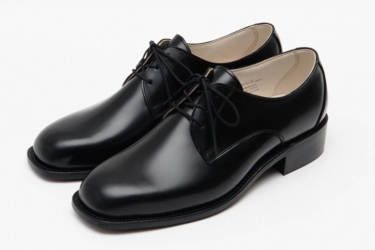 フット ザ コーチャー21年春夏レザーシューズ、異素材で仕立てた革靴や