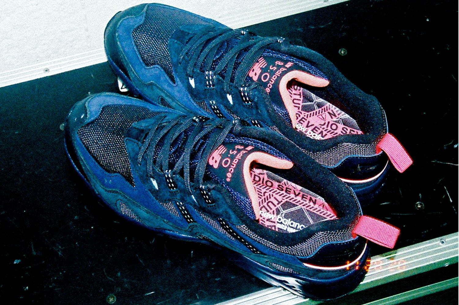 NAOTOのスタジオ セブンから異素材MIX「ML850」ニューバランス＆ミタ