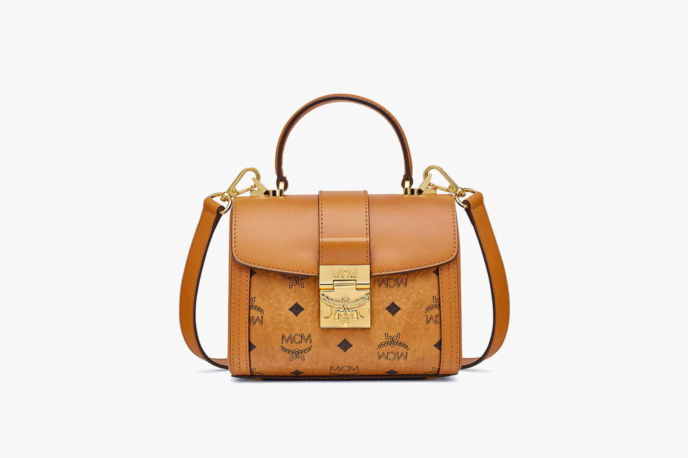 MCM“ヴィセトス柄×なめらかレザー”のバッグ、ゴールドチェーン付き