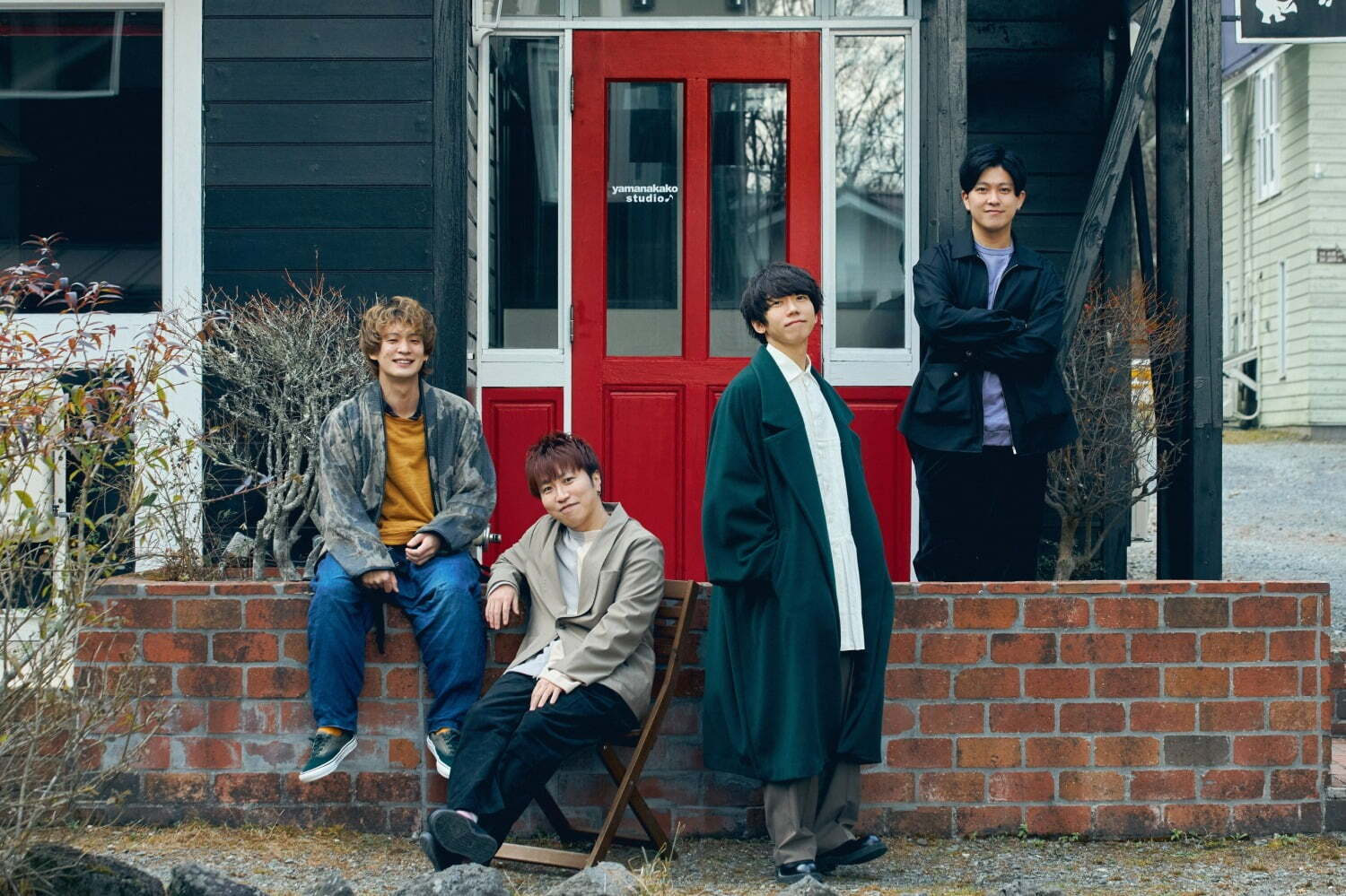 sumika新曲4曲を収録したCDシングル「SOUND VILLAGE」バンド初の作曲