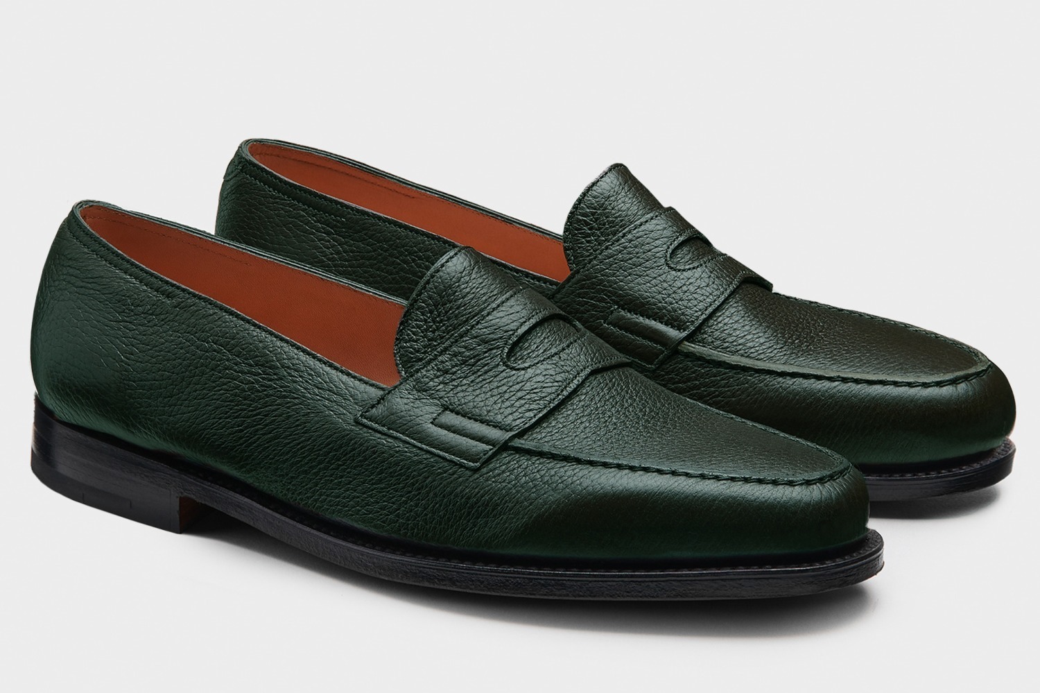 ジョンロブのローファー「ロペス」に日本限定“レア”カラー、深みのある