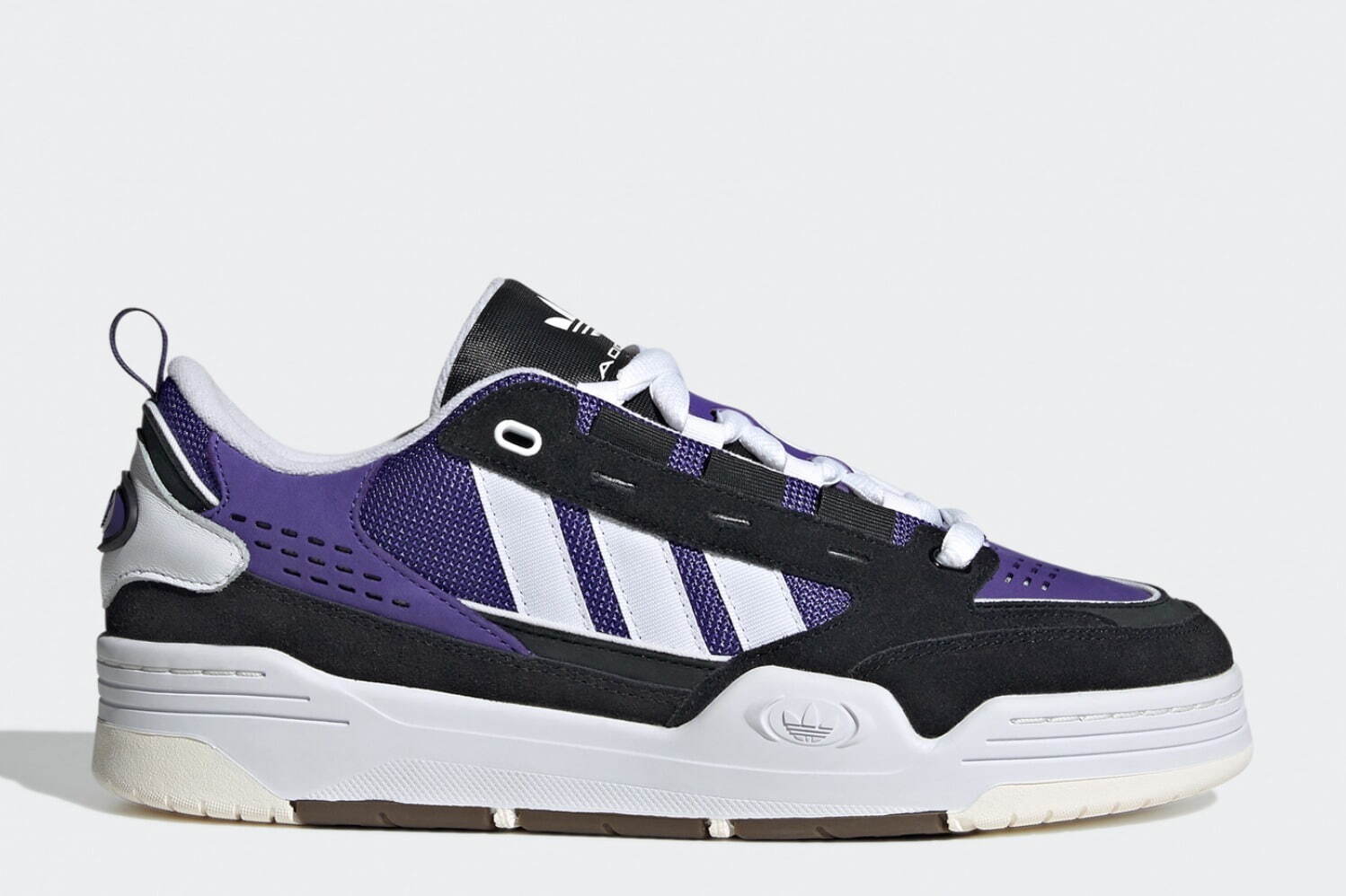 アディダス オリジナル新作