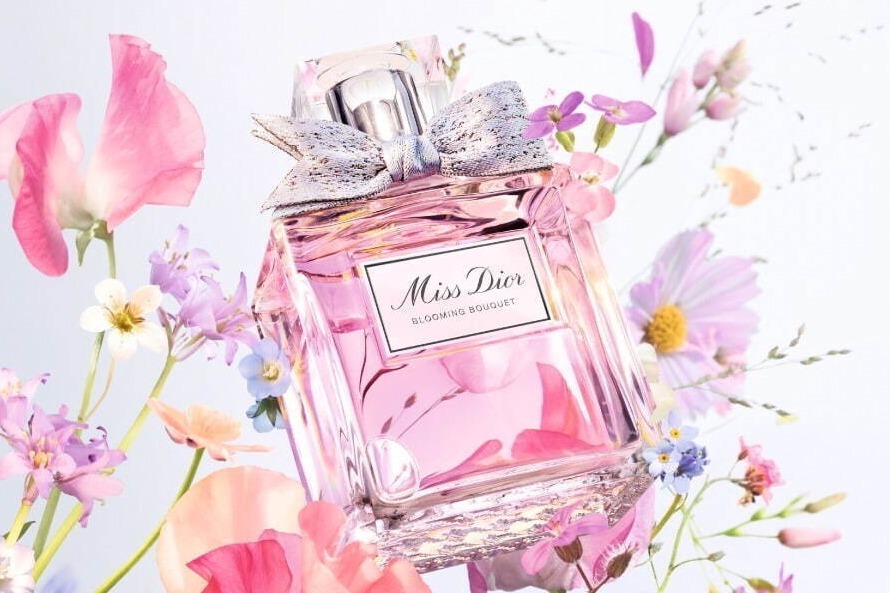 ミス ディオール ブルーミング ブーケ」から“ジャカード織リボン”を