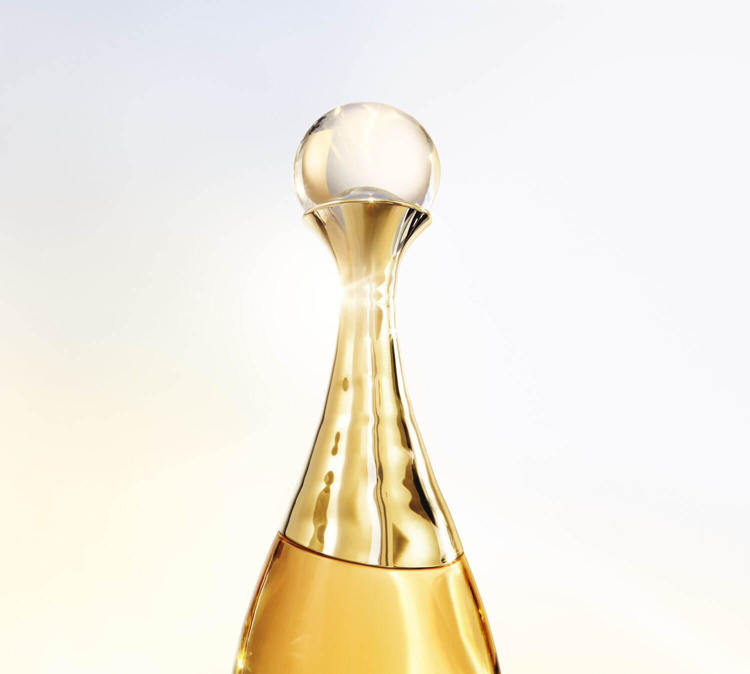 ディオール23年秋フレグランス「ジャドール ロー」神秘的な“理想の花