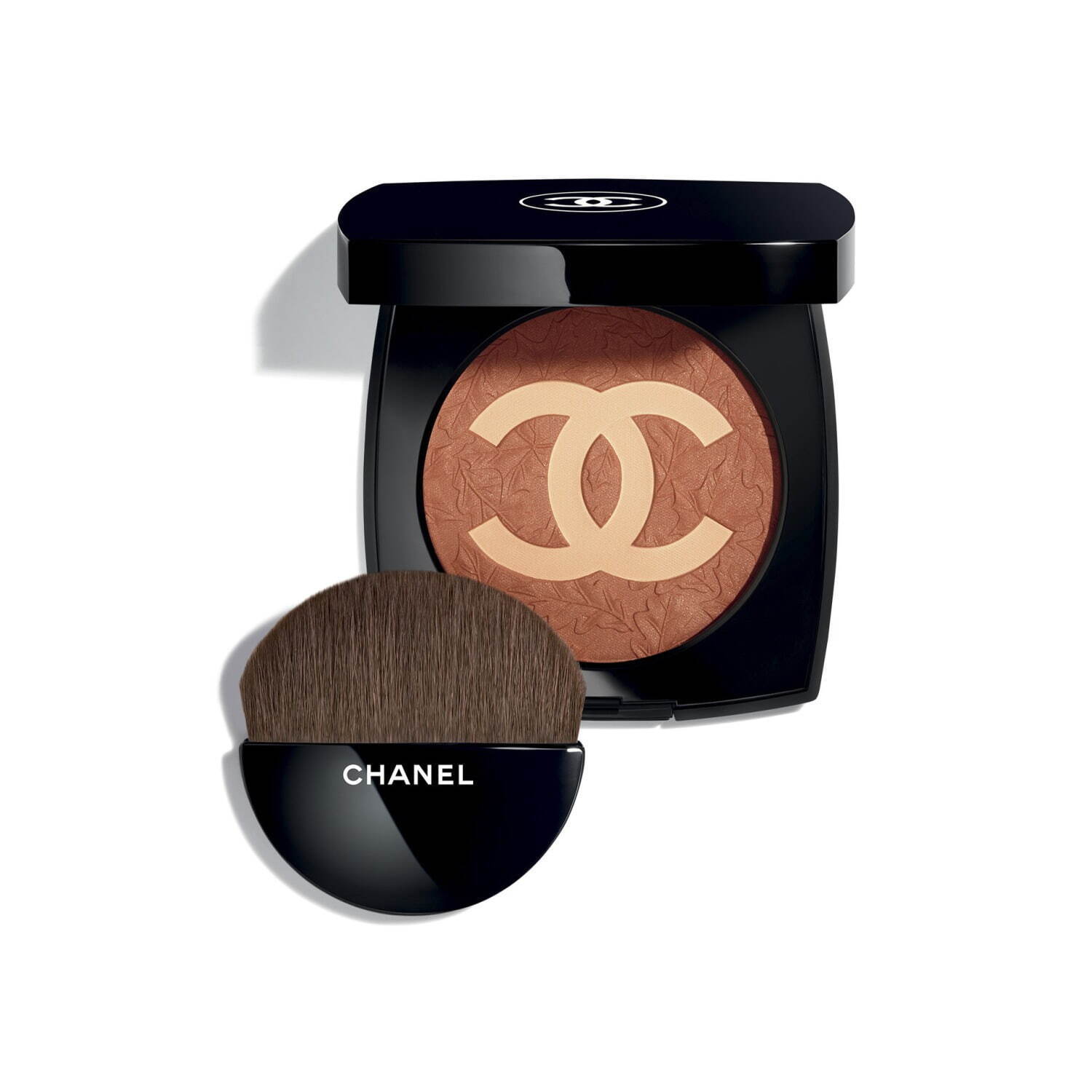 シャネル23年秋コスメ、“濃密発色”新作ルースパウダー アイシャドウや
