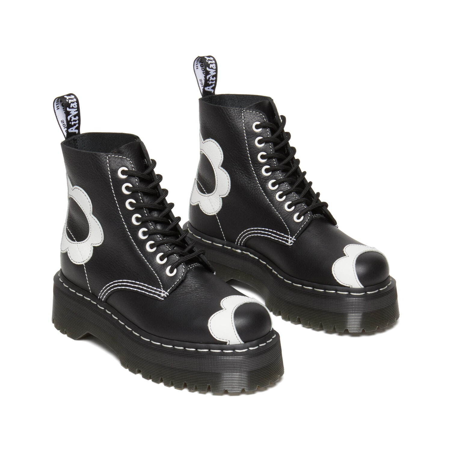 ドクターマーチン“モノトーン×フラワーモチーフ”新作シューズ、花