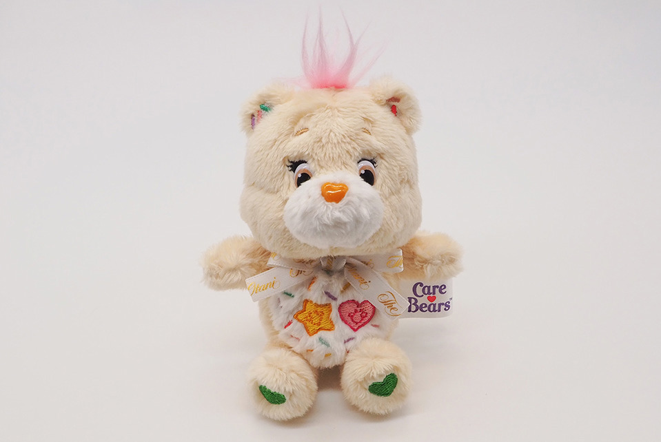 ケアベア」の宿泊プラン、ホテルニューオータニ(東京)で - “壁一面の