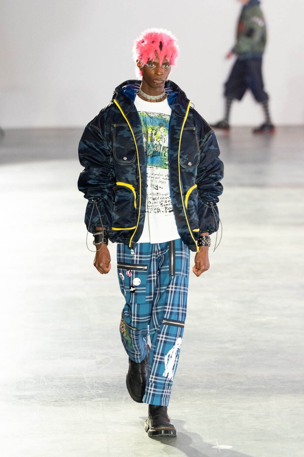 キディル(KIDILL) 2025-26年秋冬ウィメンズ&メンズコレクション