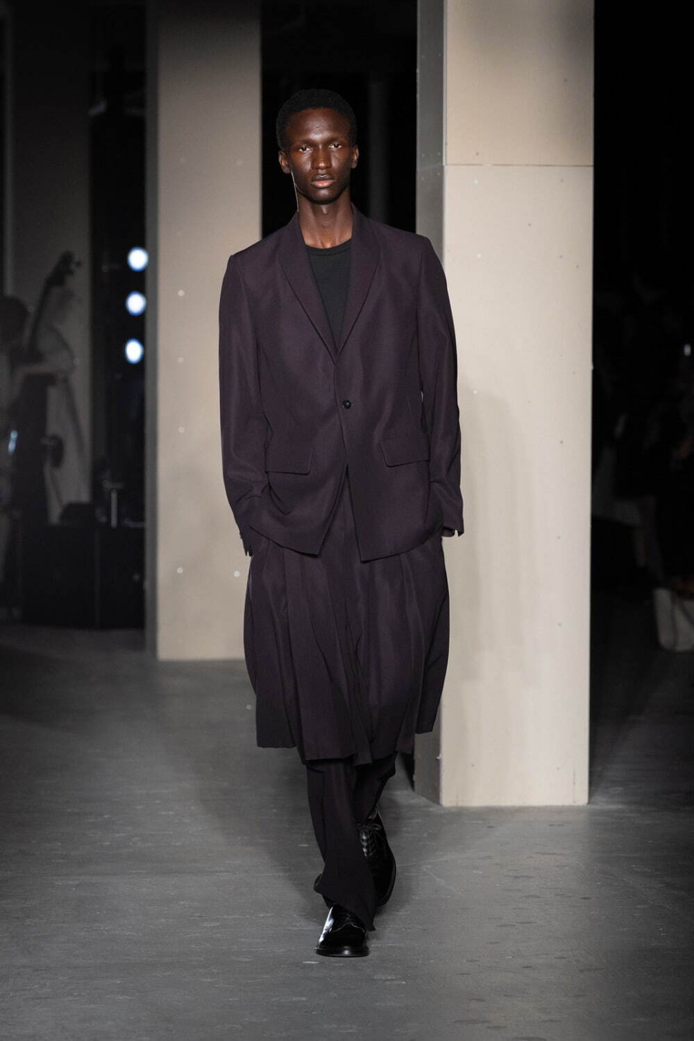 イレニサ(IRENISA) 2025年春夏ウィメンズ&メンズコレクション