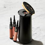 イヴ・サンローランのリップ作成デバイス、約9,000通りから好きな色を