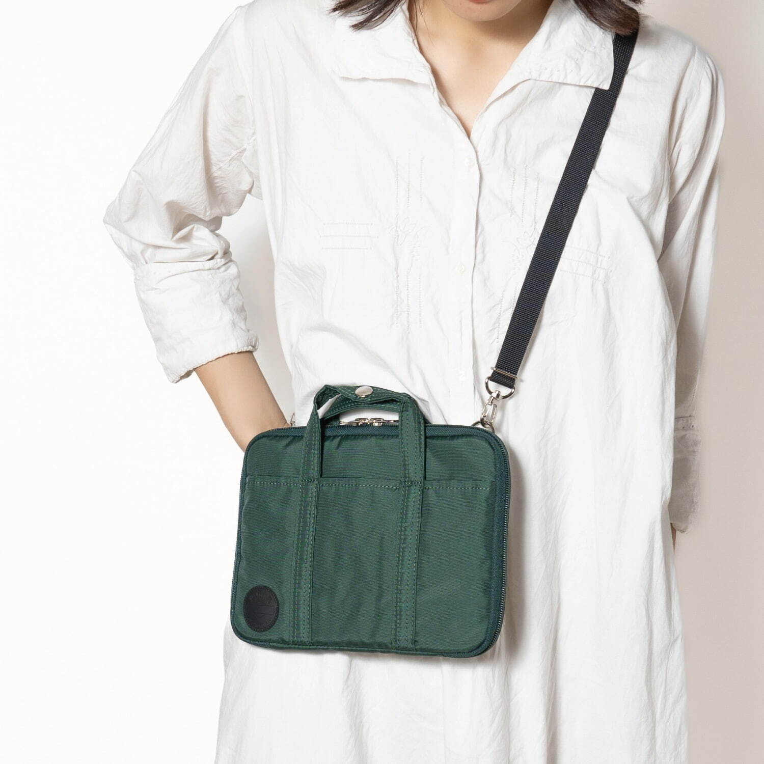 ほぼ日手帳×吉田カバン「POTR」“まるでハンドバッグ”な手帳カバー